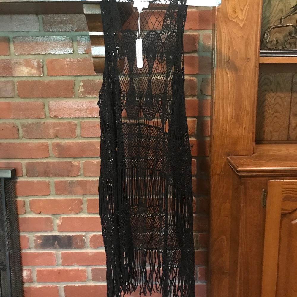 Crocheted sleeveless cardigan NWT